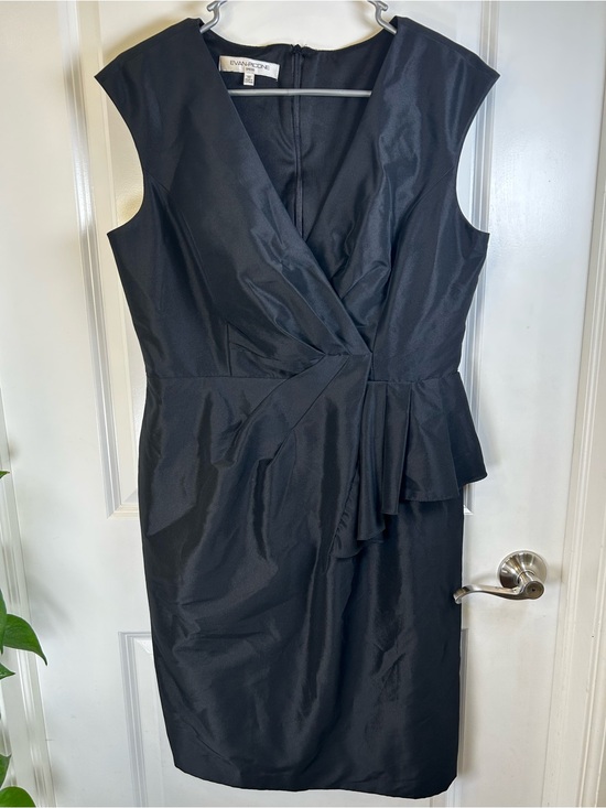 Evan Picone Dresses & Skirts - Evan-Picone Vintage Black Sleeveless Classic Cocktail Evening Dress Size 10